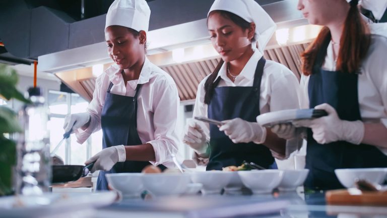 The Top 7 Mistakes Restaurants Beginners Make (And How to Avoid Them)